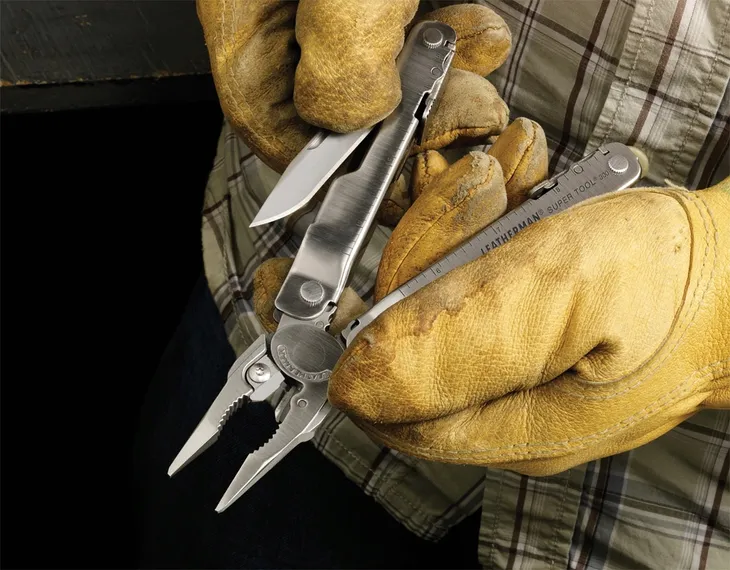 multitool-leatherman-831148-super-tool-300-19-w-1-narzedzi-model-super-tool-300
