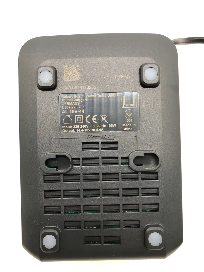 ladowarka-do-akumulatorow-bosch-al-18v-44