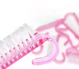 szczoteczka-do-manicure-i-pylu-rozowa-mala
