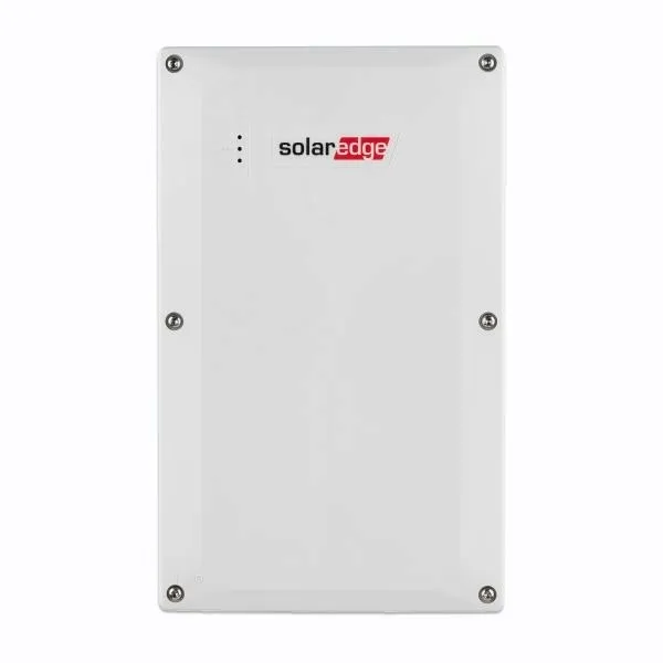 solaredge-home-backup-interface-bi-neunu-3p-01