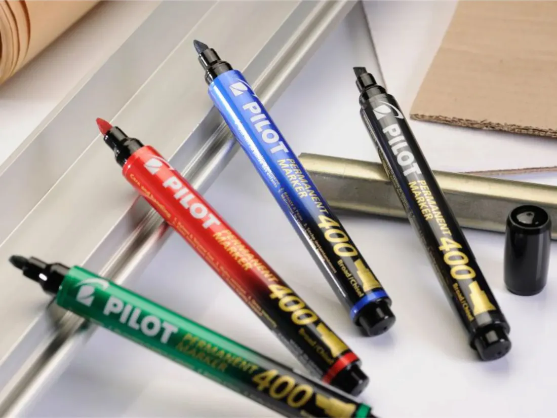 marker-permanentny-czarny-pilot-1-szt