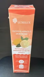oczyszczajaca-nawilzajaca-pianka-do-twarzy-cytrynowa-150-ml-luxelux