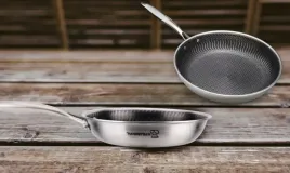 patelnia-tradycyjna-masterpan-patelnie-30-cm-non-stick-nieprzywierajaca
