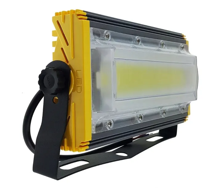 halogen-bialy-zimny-5000-lm-50-w-szerokosc-produktu-21-cm