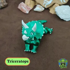 triceratops-ruchomy-przegubowy-figurka-3d-dinozaur-lochy-i-druki