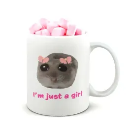 kubek-ceramiczny-330-ml-slodki-chomik-i-m-just-a-girl-viral-tiktok-memy