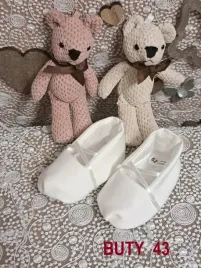 sandalki-smietankowe-do-chrztu-dla-dziewczynki-buty-43-62