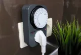 programator-czasowy-mechaniczny-timer-ip20-brennenstuhl-zasilanie-sieciowe