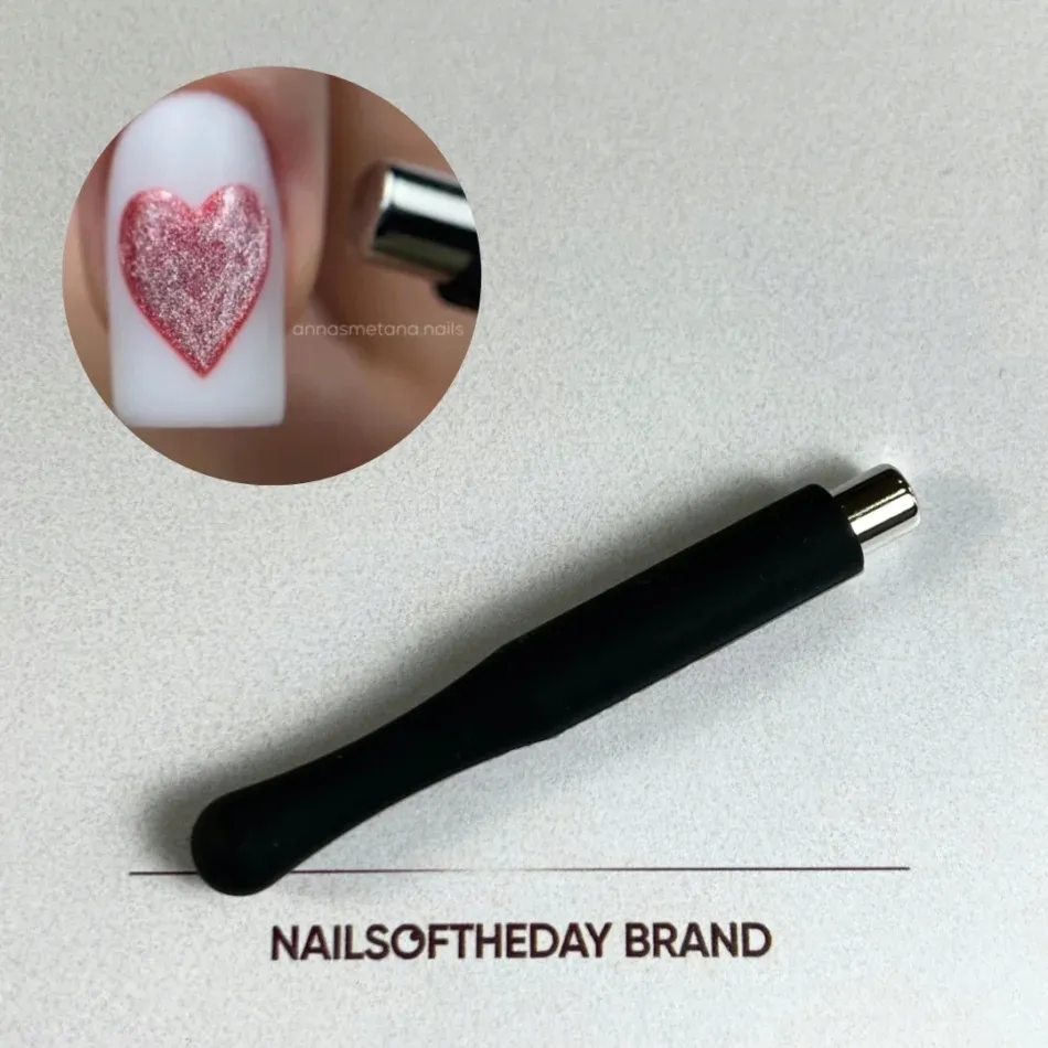 nailsoftheday-cat-eye-magnet-stan-nowy