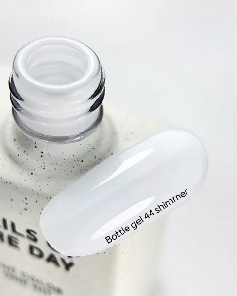 nailsoftheday-bottle-gel-44-10-ml-marka-nails-of-the-day