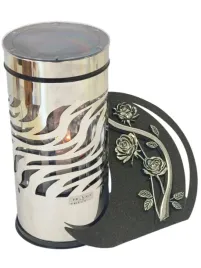 znicz-solarny-led-elegancki-srebrne-pnacze-roze-na-cmentarz-grob-23cm