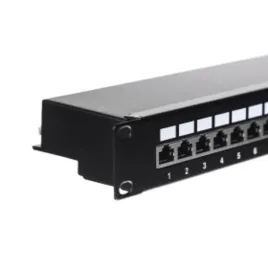 netrack-104-07-panel-krosowniczy-1u