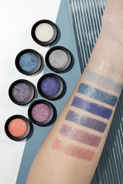 hean-cien-do-powiek-glitter-eyeshadow-bubbles-kolor-rozowy