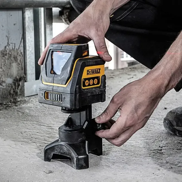 laser-samopoziomujacy-linia-360-cechy-dodatkowe-laser-360-samopoziomowanie