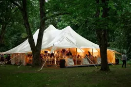 namiot-eventowy-slubny-plenerowy-imprezowy-duzy-12x26-m-petal-pole-bialy