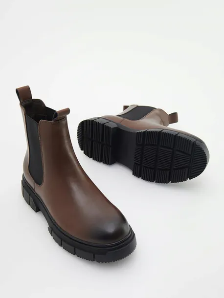 brazowe-skorzane-botki-reserved-45-kod-producenta-9478v-89x