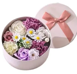 flower-box-kwiaty-mydlane-mix-bukiet-prezent-imieniny-i-urodziny-wielkanoc