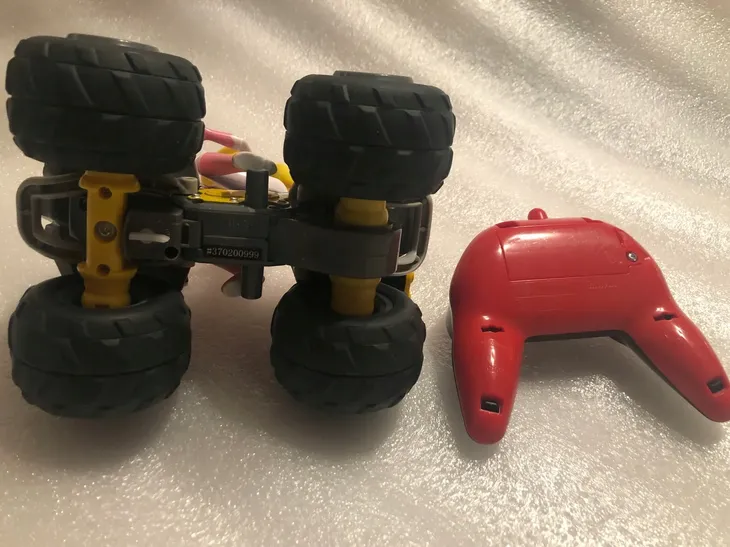 rc-cars-full-function-akku-material-guma-metal-plastik