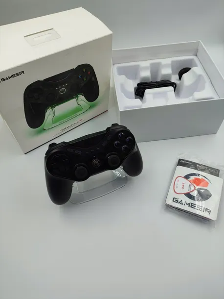 pad-bezprzewodowy-gamesir-tarantula-pro-pc-switch-ios-hall-effect-bundle-kolor-czarny