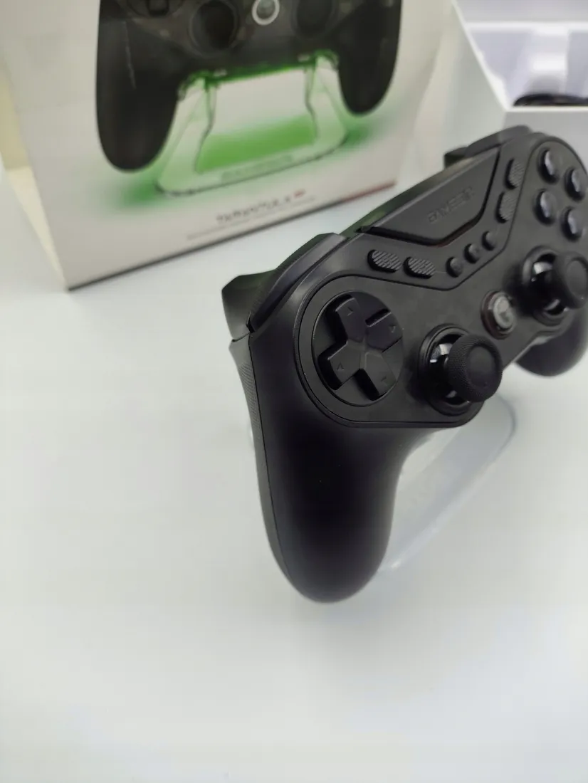 pad-bezprzewodowy-gamesir-tarantula-pro-pc-switch-ios-hall-effect-bundle