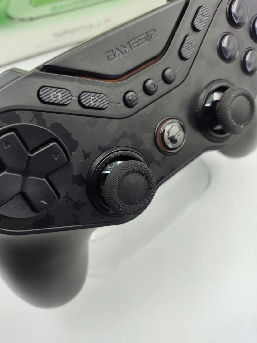 pad-bezprzewodowy-gamesir-tarantula-pro-pc-switch-ios-hall-effect-bundle-stan-powystawowy