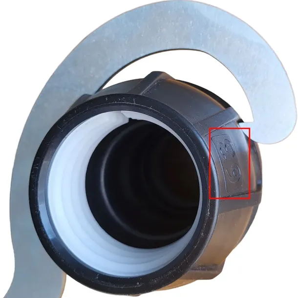metalowy-klucz-do-odkrecania-przykrecania-zlaczek-ksztaltek-rur-pe-16-75mm-stan-nowy-maksymalna-srednica-rury-75-mm