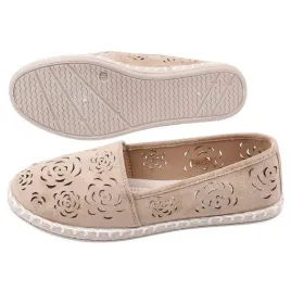 bezowe-espadryle-damskie-azurowe-polbuty-wsuwane-plaskie-wygodne-lekkie
