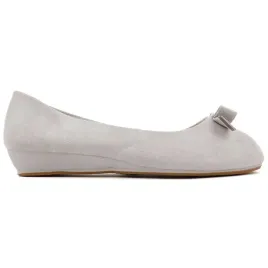 srebrne-balerinki-damskie-na-koturnie-wygodne-buty-zamszowe-baleriny