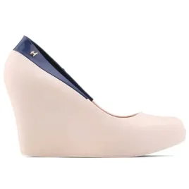 bezowe-czolenka-damskie-na-koturnie-buty-wsuwane-meliski-gumowe-wygodne