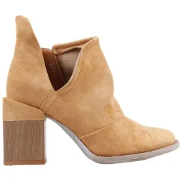 botki-damskie-ocieplane-na-slupku-buty-zimowe-na-zamek-camelowe