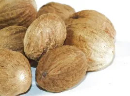 galka-muszkatolowa-6-galek-od-skworcu