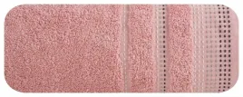 recznik-pola-50x90-pudrowy-rozowy-zdobiony-bordiura-w-stylu-fastrygi-frotte