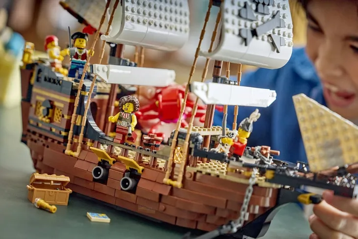 lego-creator-legendarny-statek-piracki