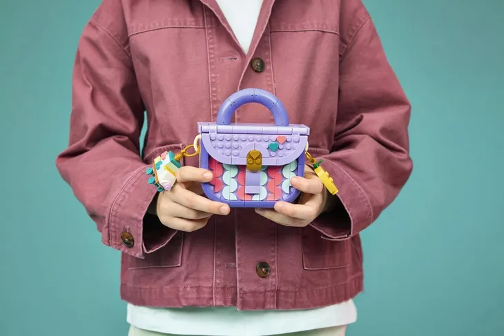 lego-creator-modna-torebka-ze-schowkiem