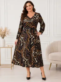 sukienka-plus-size-braz-pasek-dekolt-v-biust-110-cm-dlugosc-122-cm