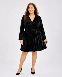 sukienka-czarna-welurowa-w-stylu-boho-biust-126cm