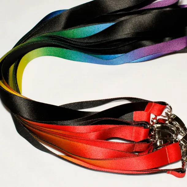 smycz-dluga-tecza-light-lgbt-stan-nowy