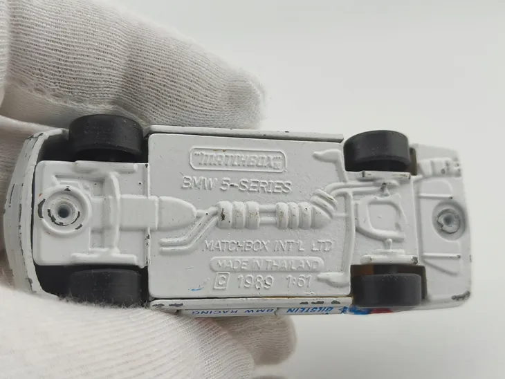matchbox-bmw-5-series-535i-e34-marka-matchbox
