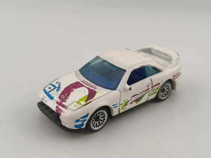 hot-wheels-toyota-mr2