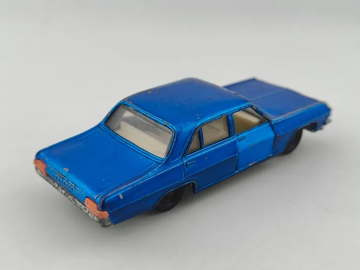 siku-opel-kapitan-marka-siku