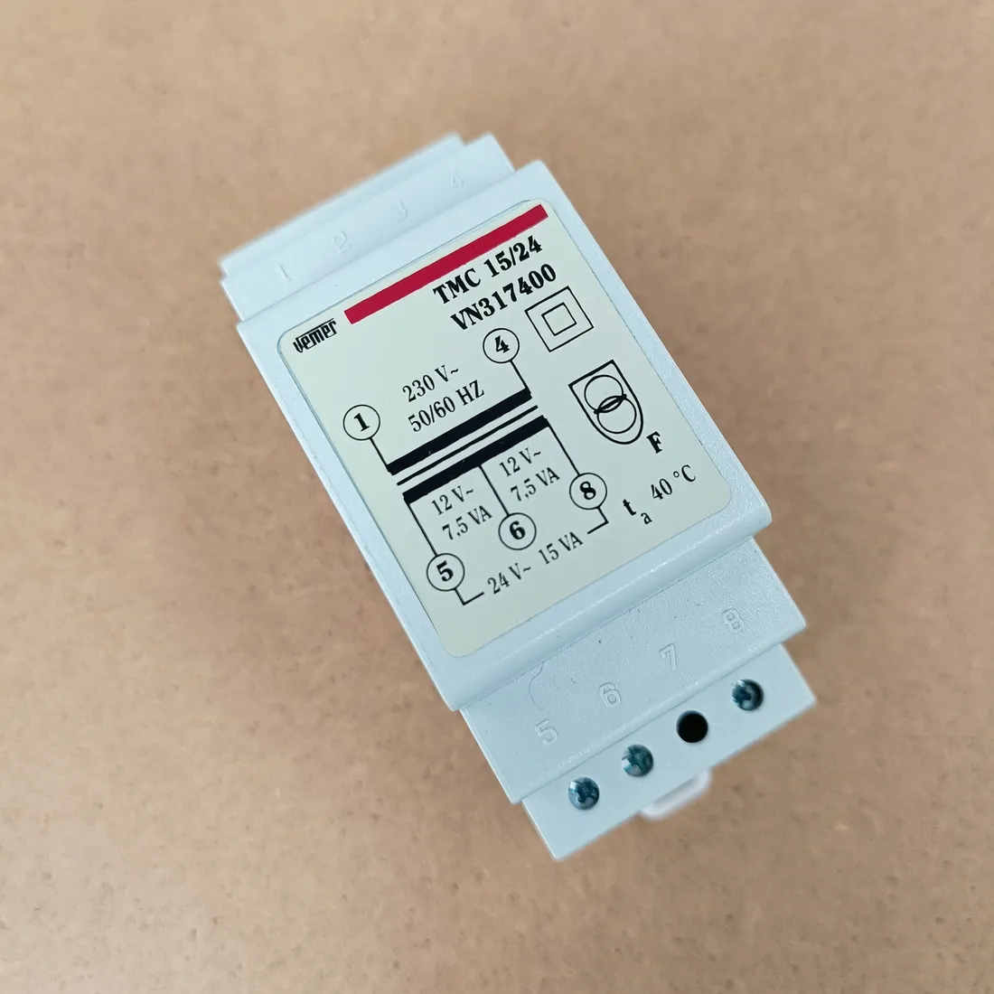 k3d18-vemer-transformator-modulowy-15va-12-24v-2m