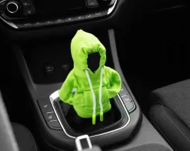 bluza-z-kapturem-na-galke-biegow-neonowo-zielona