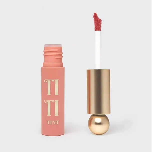 vivienne-sabo-bliszczyk-do-ust-tititint-01-brzoskwinia-kod-producenta-3666670815046