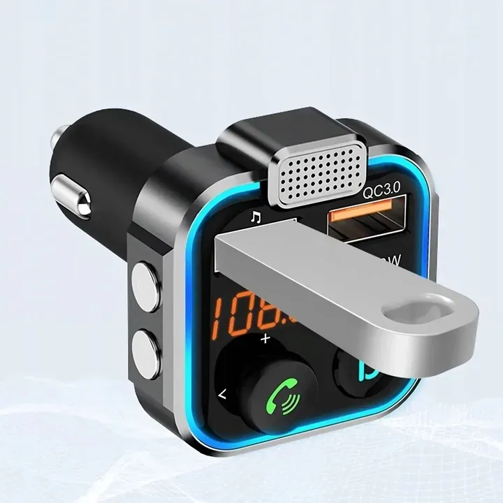 transmiter-samochodowy-transmiter-bluetooth-fm-ladowarka-3xusb-adapter
