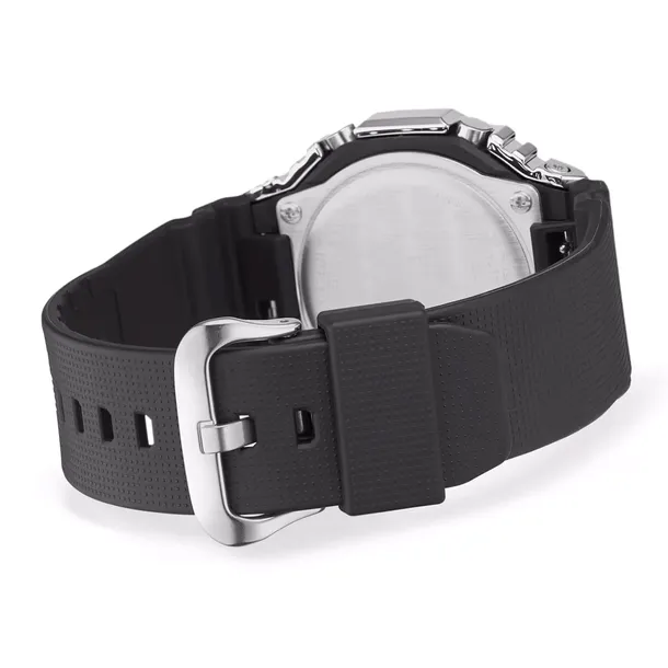 zegarek-casio-g-shock-gbm-2100a-1a3er-bluetooth-styl-sportowy