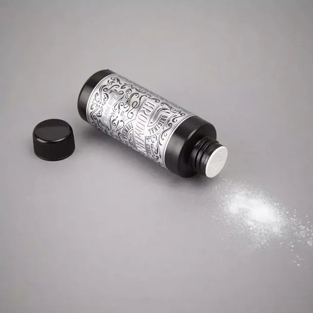 puder-do-wlosow-wind-groomen-20g-produkt-nie-zawiera-aluminium-amoniaku-barwnikow-mydla-olejow-mineralnych-parabenow-parafiny-peg-siarczanow-sles-sls