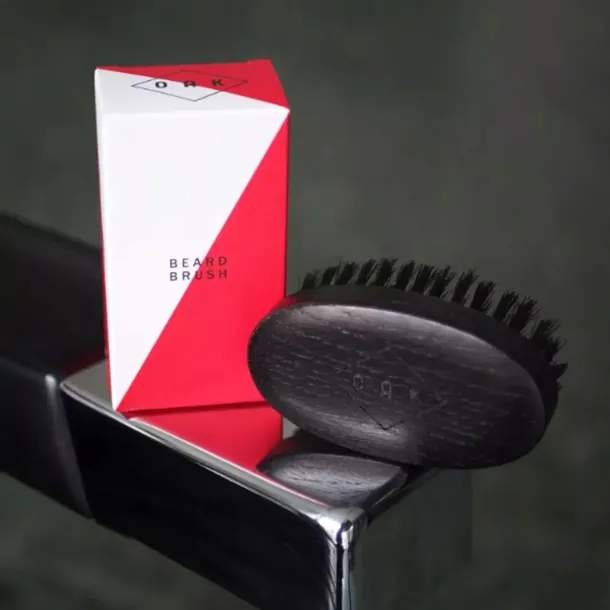 kartacz-do-brody-beard-brush-oak-marka-oak