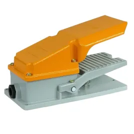 wlacznik-wylacznik-pedal-przycisk-nozny-z-oslona