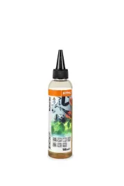 olej-do-nozyc-sekatorow-pil-multioil-bio-150-ml-stihl