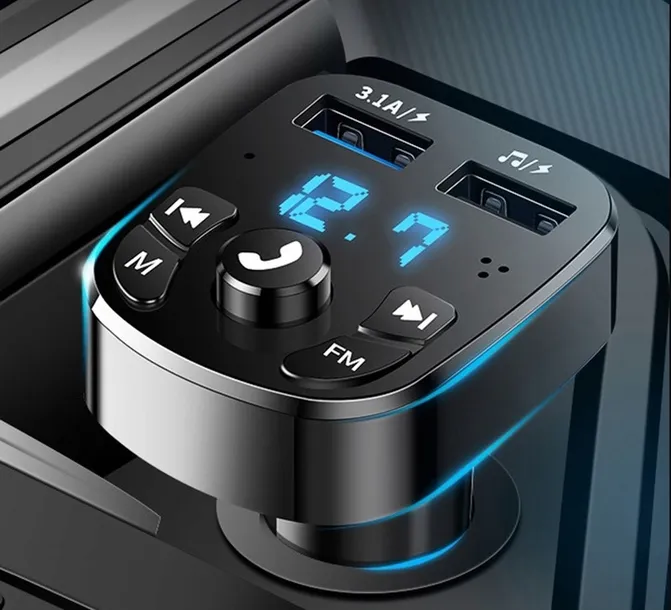 transmiter-samochodowy-bluetooth-fm-2x-port-usb-marka-bez-marki